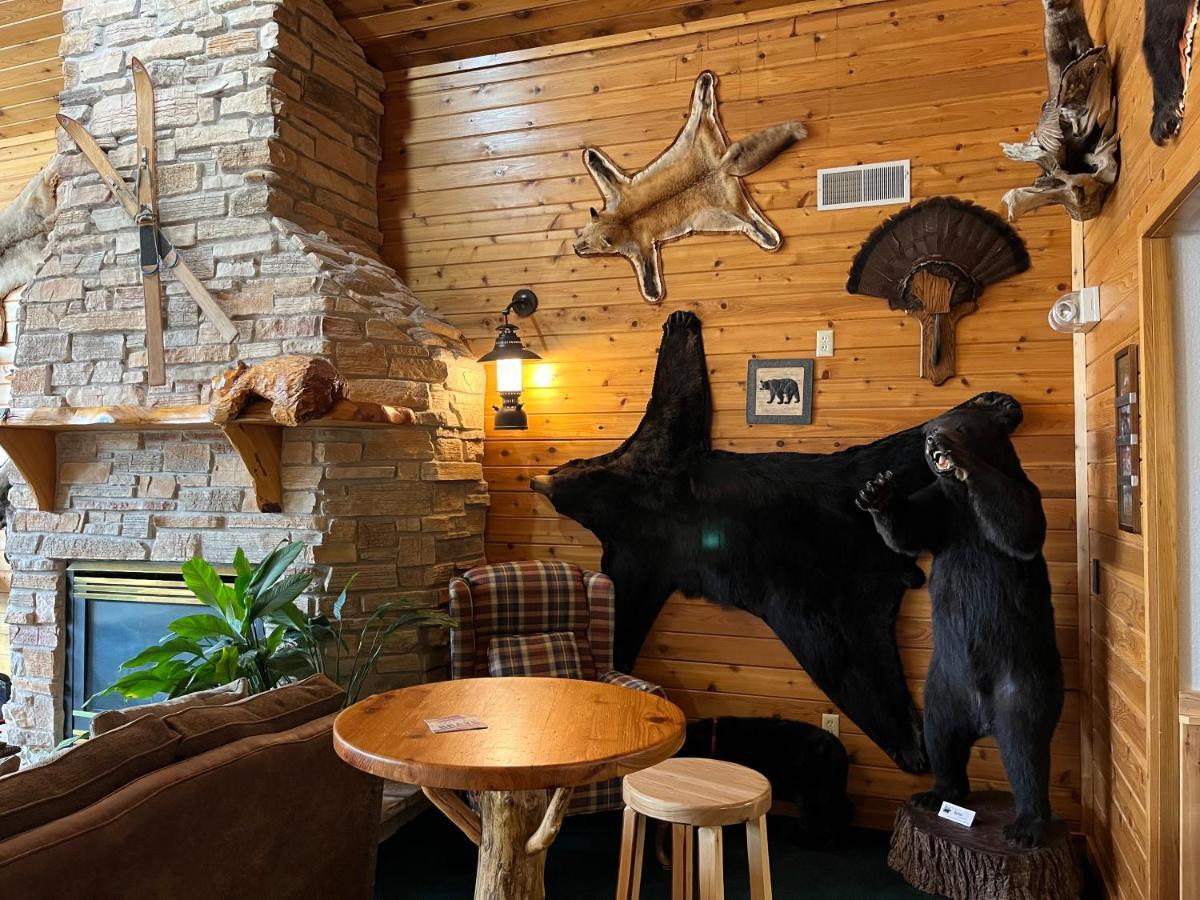 Boulder Bear Motor Lodge Boulder Junction Exterior foto